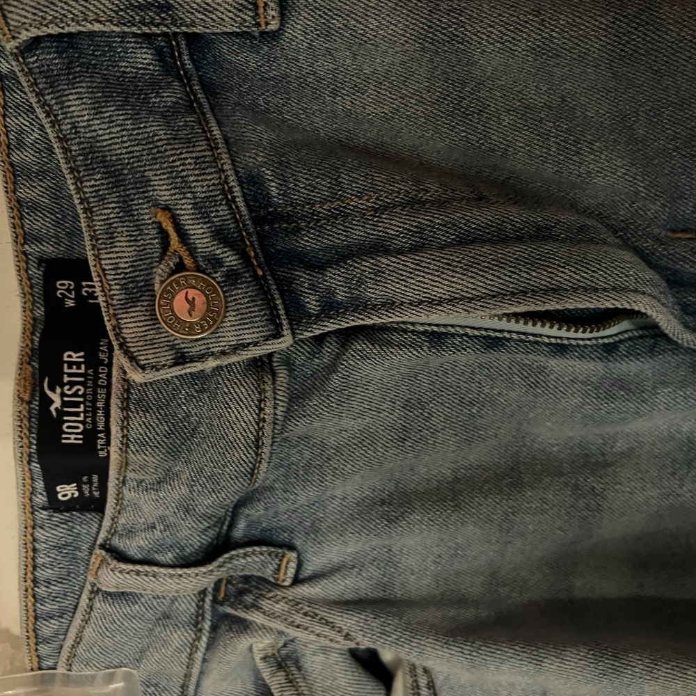 Hollister Jeans